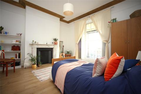 undefined, Grosvenor Place South, Cheltenham, Gloucestershire, GL52