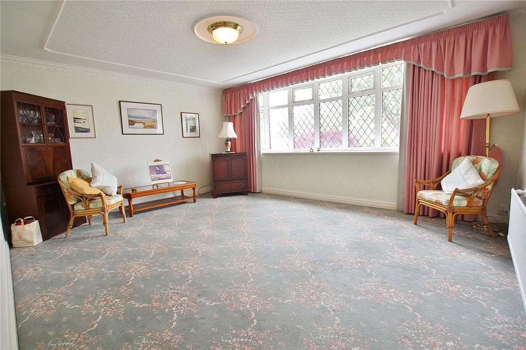 Heol Nant Castan, Rhiwbina, Cardiff, CF14 3 bed bungalow for sale £