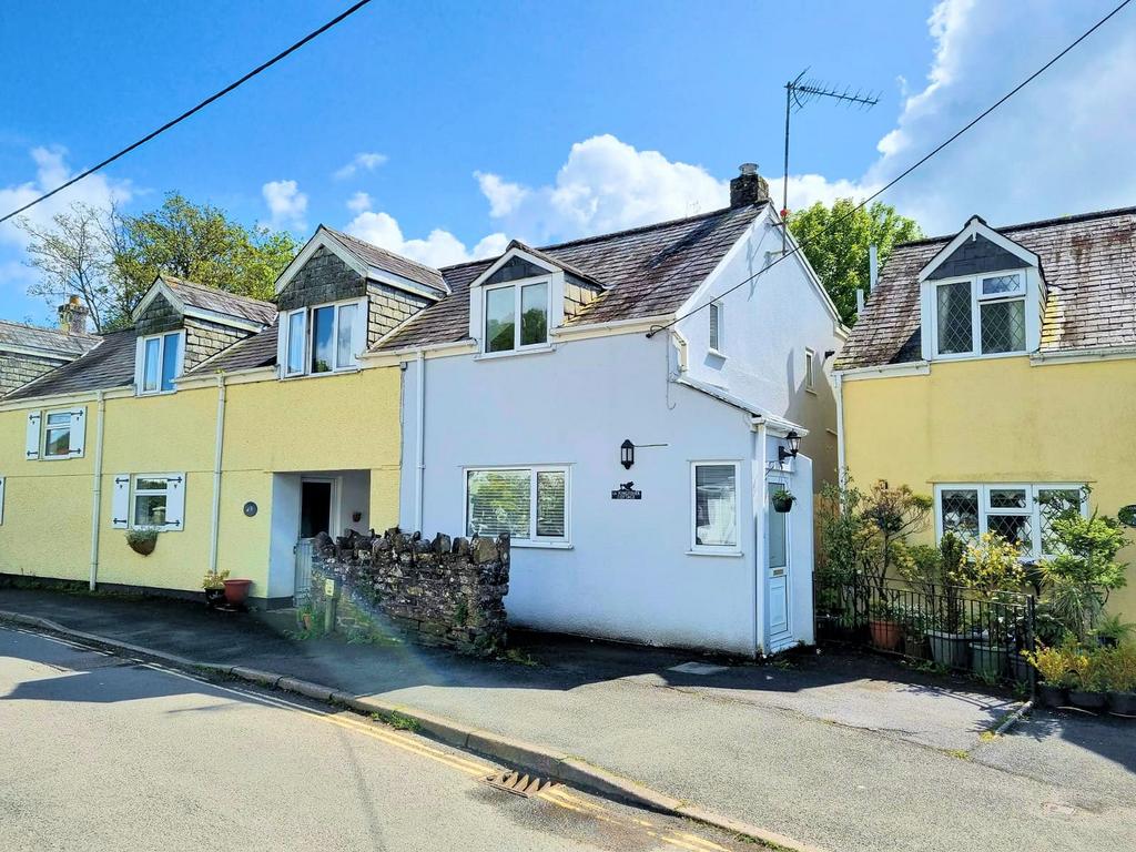 Horrabridge, Yelverton 2 bed semidetached house for sale £250,000