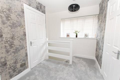 7 Brierley Close, Dunstable, LU6 3NB