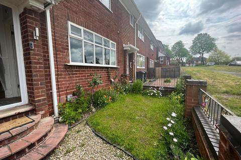3 bedroom terraced house for sale - Barnes Hill, B29