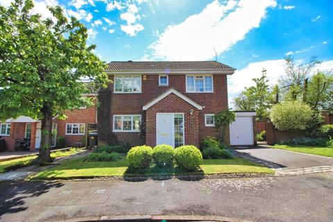 4 bedroom detached house for sale, McDermott Road, Borough Green TN15