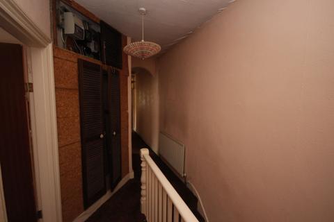 2 bedroom apartment for sale - Chewton Rd, London, E17