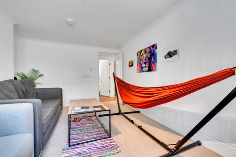 2 bedroom apartment to rent, Lloyd Street, London, WC1X