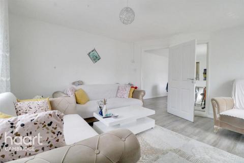 2 bedroom flat to rent, Taunton Close, Cambridge