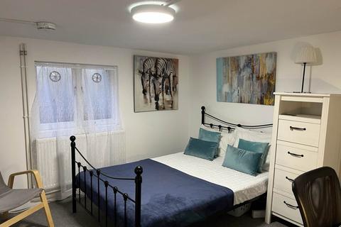 undefined, Springfield Road, Guildford GU1