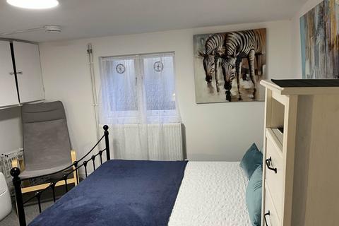 undefined, Springfield Road, Guildford GU1