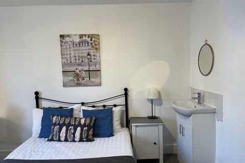 undefined, Springfield Road, Guildford GU1