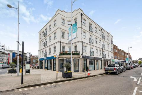 1 bedroom apartment to rent, Walton-on-Thames, Surrey, KT12