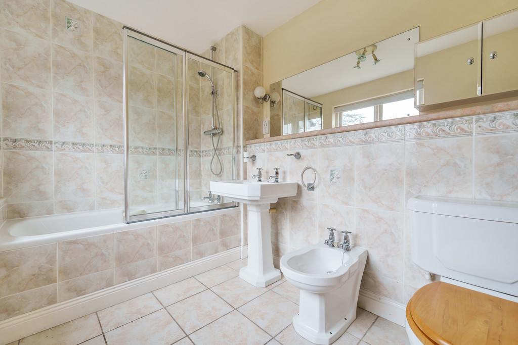 Bedroom 1 En-Suite Bathroom