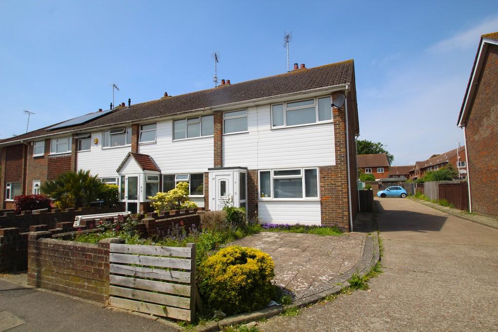 Woodlands Avenue, Rustington 3 bed end of terrace house £299,950