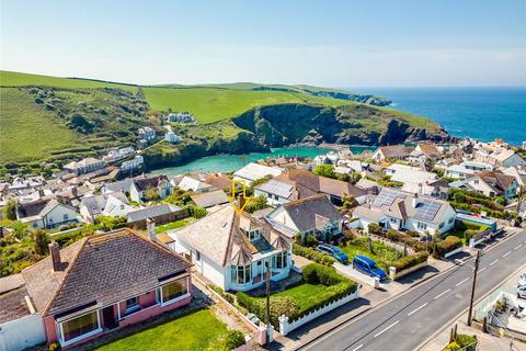 5 bedroom detached house for sale, New Road, Port Isaac, Cornwall, PL29