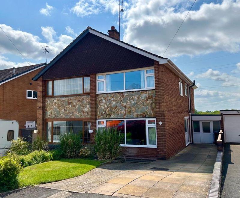 St. Andrews Close, The Straits, Dudley DY3 3 bed semidetached house