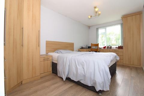 Flat 28, Spring Court Birmingham Road, Walsall, WS1 2NS