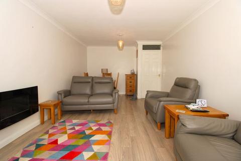 Flat 28, Spring Court Birmingham Road, Walsall, WS1 2NS