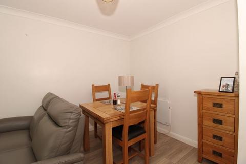 Flat 28, Spring Court Birmingham Road, Walsall, WS1 2NS
