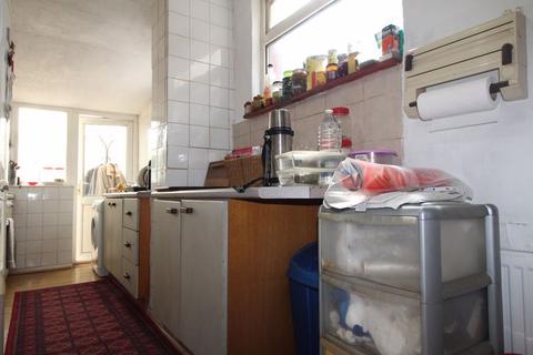 3 bedroom semi-detached house for sale, Leicester Road, Luton
