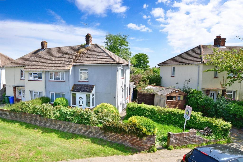 Broomfield Road, Faversham, Kent 3 bed semidetached house £270,000