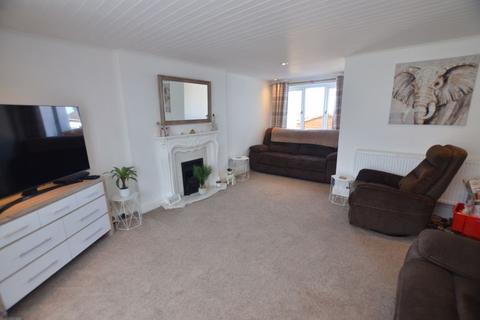4 bedroom bungalow for sale - Eddystone Road, St. Austell