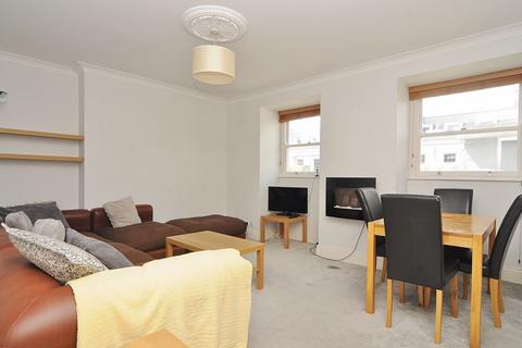 3 bedroom apartment for sale - Lockyer Street, Plymouth. Spacious 3 Bedroom Maisonette
