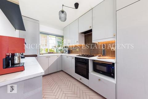 1 bedroom apartment for sale - Grove Close, Avenue Road, Southgate, London