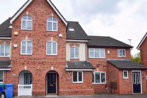 40 Downes Way, Manchester, M22 4UD