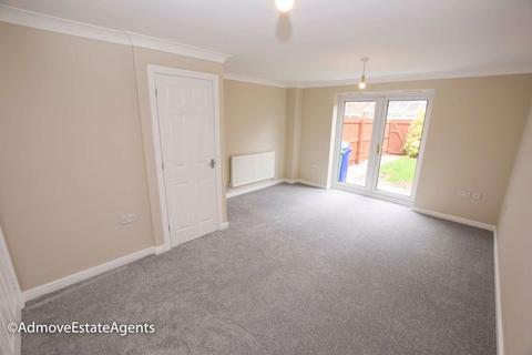 40 Downes Way, Manchester, M22 4UD