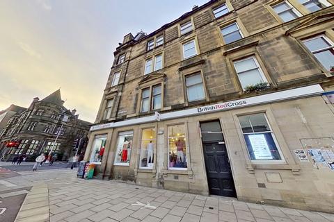 3 bedroom flat to rent, (2f3) Croall Place, Edinburgh, EH7