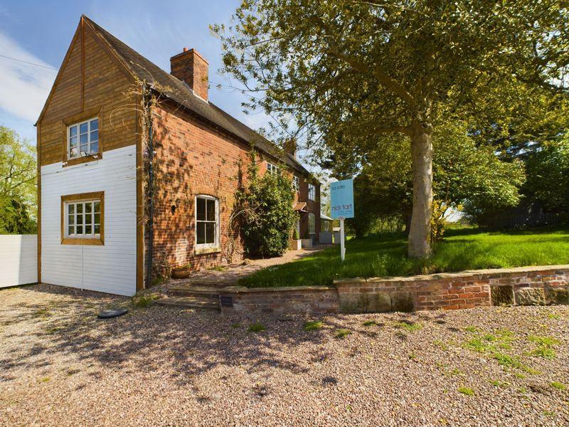 Blythbury, Shifnal TF11 3 bed character property £500,000