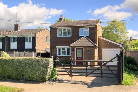 Station Road, Ivinghoe