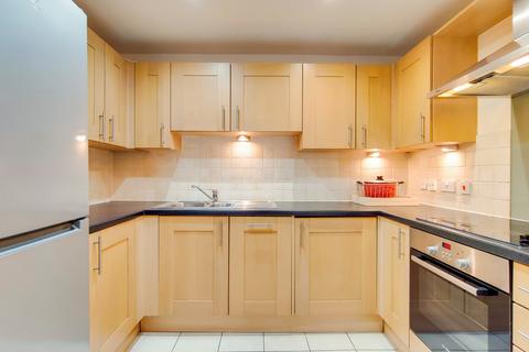 2 bedroom apartment for sale, Abingdon Court, 9 Heathside Road