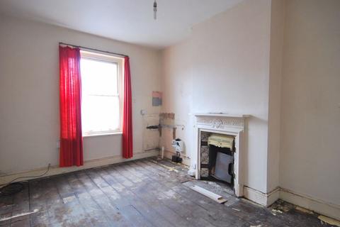 24 Heathville Road, Gloucester, GL1 3DS