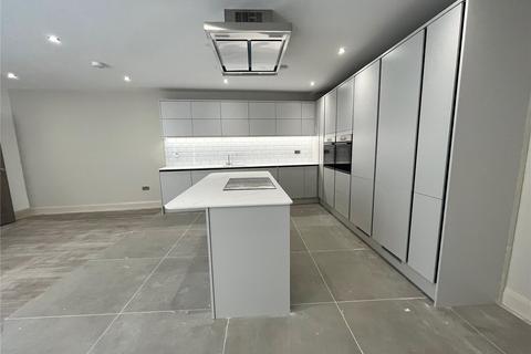 2 bed flat/apartment for rent in Fore Street, Trowbridge