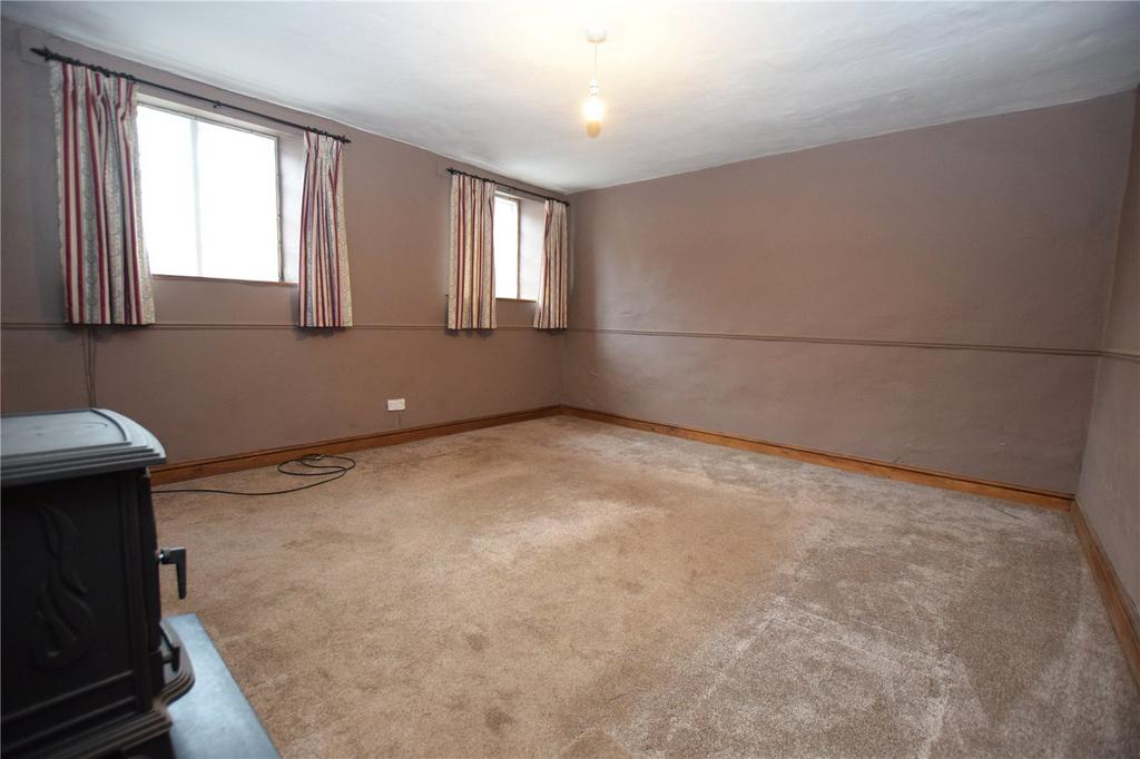 Mount Street, Lydeard, Taunton, Somerset, TA4 3 bed terraced