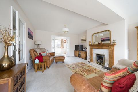 10 Barn Green, Glastonbury, BA6 8DU