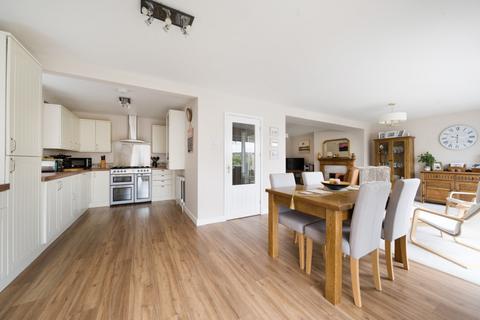 10 Barn Green, Glastonbury, BA6 8DU