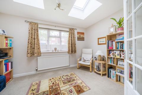 10 Barn Green, Glastonbury, BA6 8DU