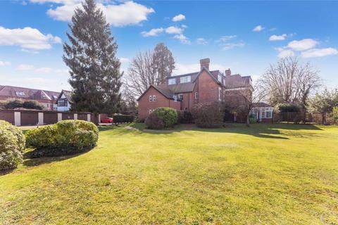 Lansdowne Cottage, Lansdowne Court Bath Road, Taplow, Maidenhead, SL6 0AH