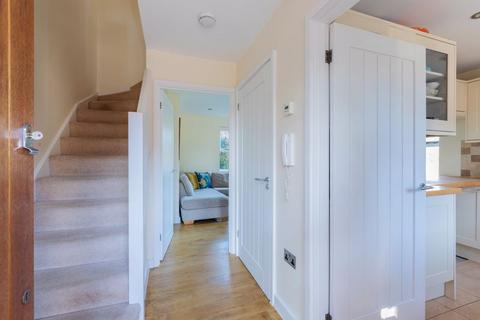 Lansdowne Cottage, Lansdowne Court Bath Road, Taplow, Maidenhead, SL6 0AH
