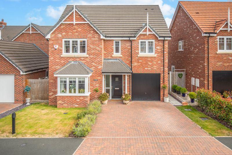 Woodland Heights, Newport TF10 4 bed detached house for sale £465,000