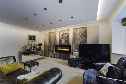 5 bedroom detached house for sale - Oxlip Close, Telford TF2
