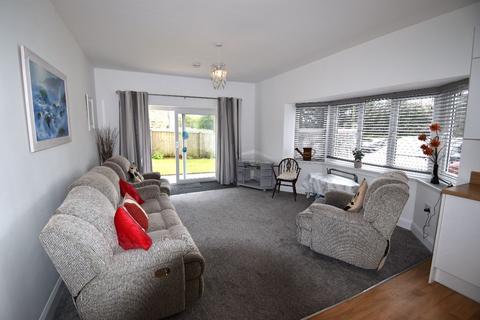 1 bedroom bungalow to rent, Meneage Road, Helston