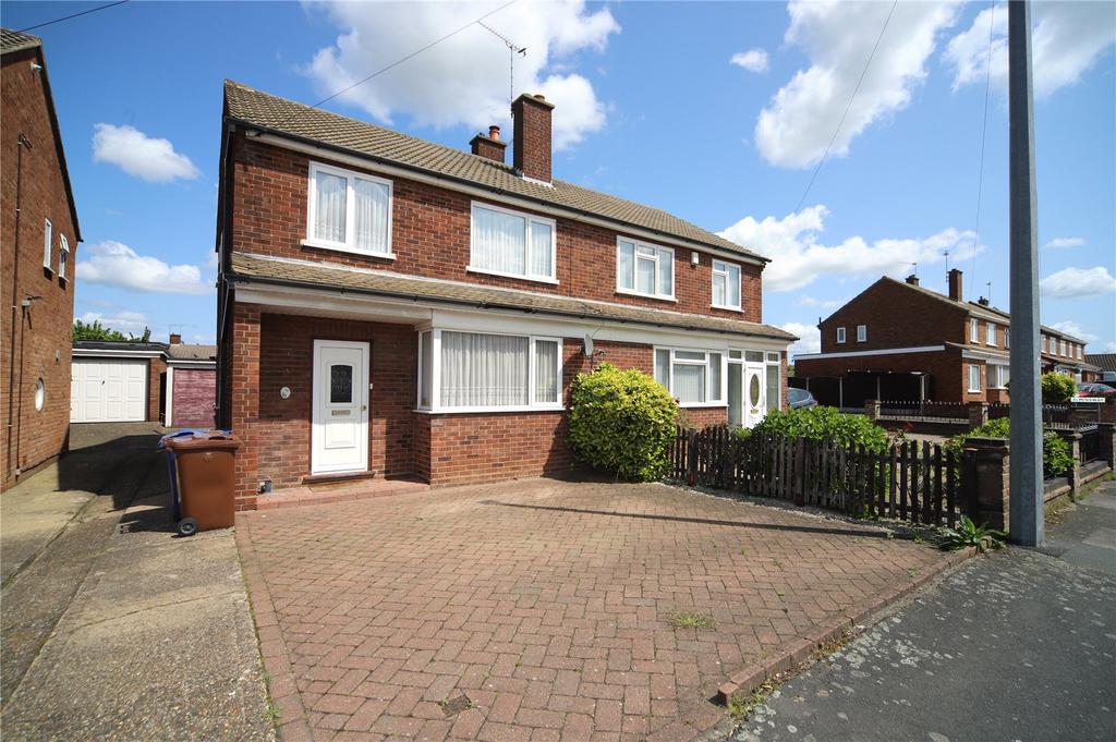 Andersons, Corringham, Essex, SS17 3 bed semidetached house for sale