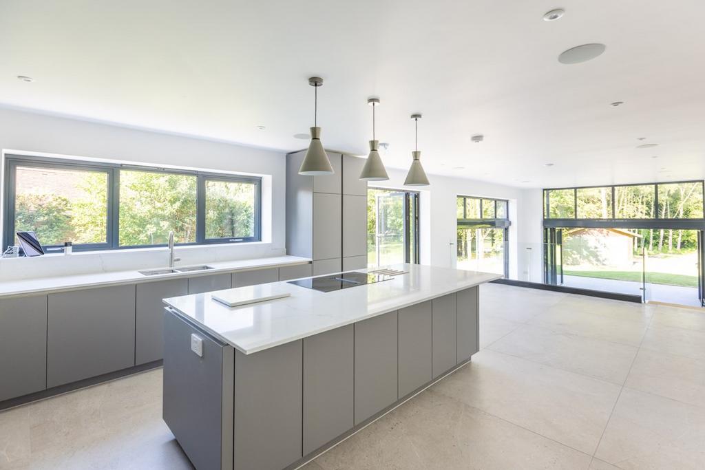 Coventry Road, Pailton, Rugby, CV23 5 bed detached house for sale £