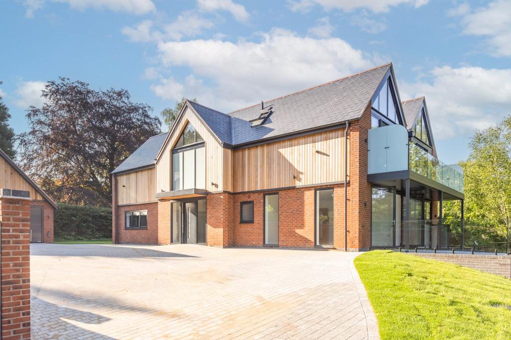 Coventry Road, Pailton, Rugby, CV23 5 bed detached house for sale £