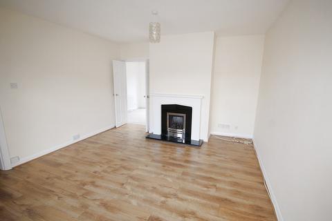 3 bedroom semi-detached house to rent - Evesham Close, Stockton Heath, Warrington, WA4