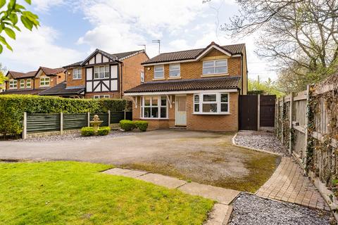 4 bedroom detached house to rent - Woodthorn Close, Daresbury, Warrington, WA4
