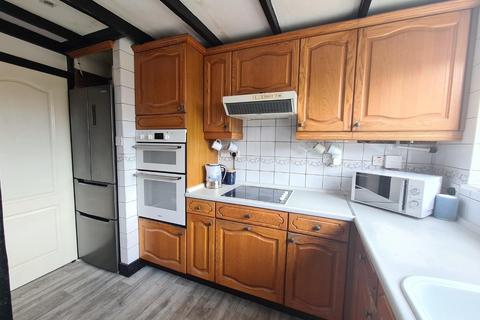 70 Culvers Avenue, Carshalton, SM5 2BL