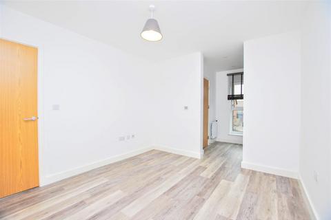 14 Pascal Mews, Oakgrove, Milton Keynes, MK10 9UL