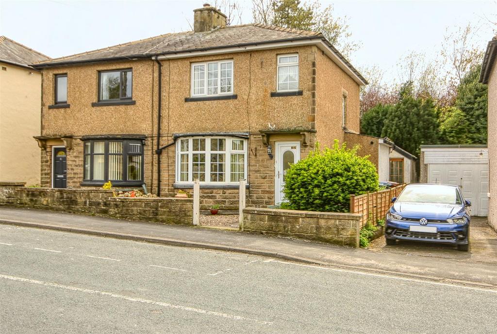 Carleton Road, Skipton 3 bed semidetached house for sale £215,000